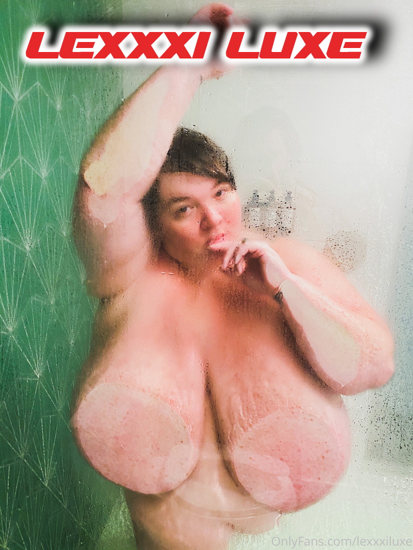 [Onlyfans.com] Lexxxi Luxe [SSBBW, BBW, Huge Tits, Solo, POV, posing, Onlyfans, Round butt, booty] [507x540 - 3840x5760, 155 photos]