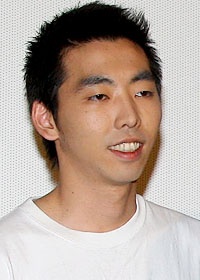 Токио Эмото